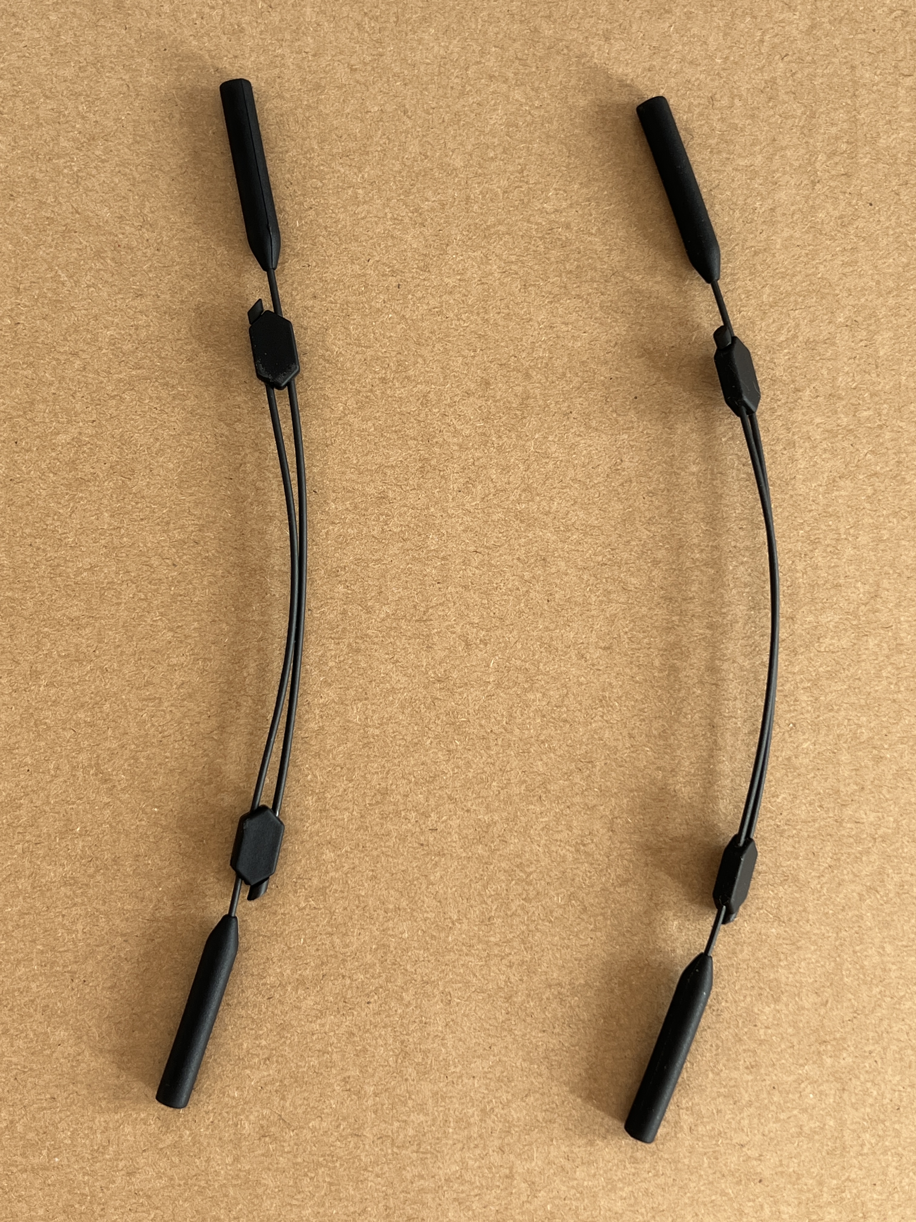 Adjustable Sunglasses Holder S – Sunglass Retainer Cord Bewertung und Preis